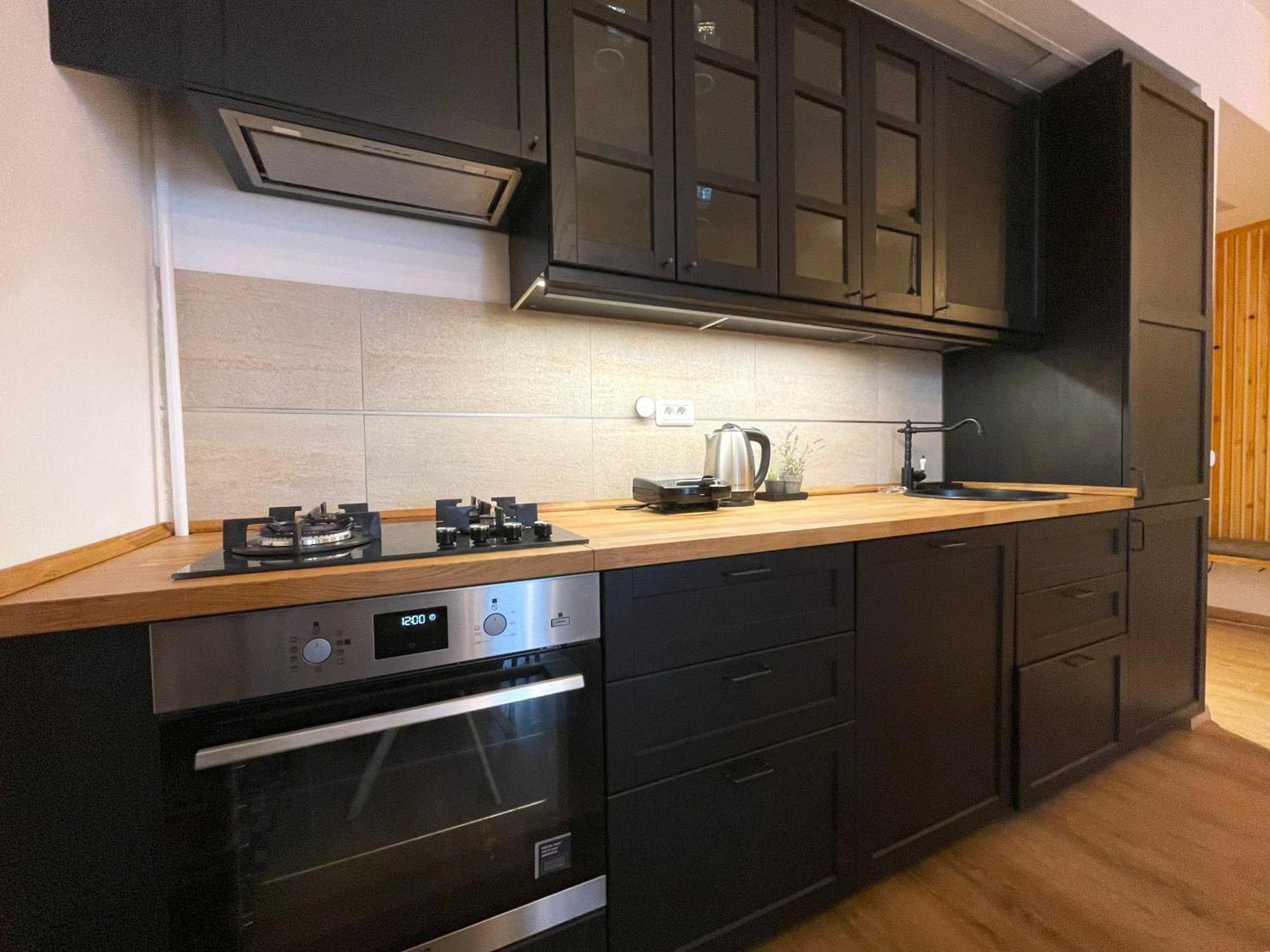 Forest Oasis Studio - Free Netflix And Disney Plus Predeal Exterior foto